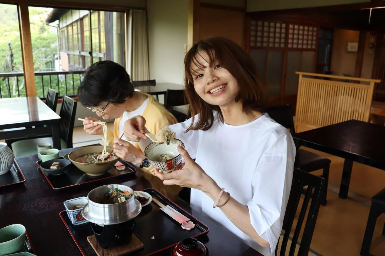 MUJI room SAKAMOTOYAでの食事の様子